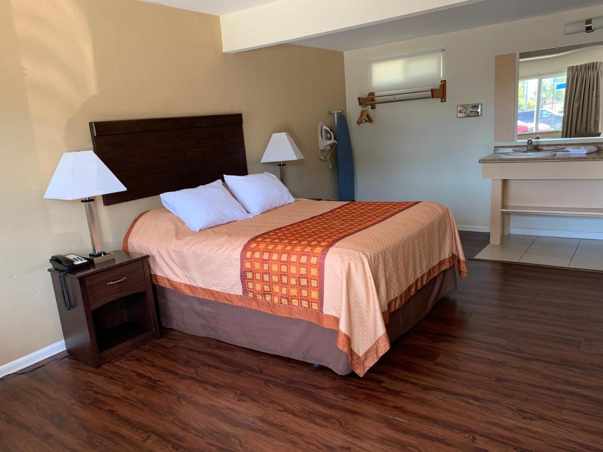 Redwood Inn Santa Rosa Dış mekan fotoğraf