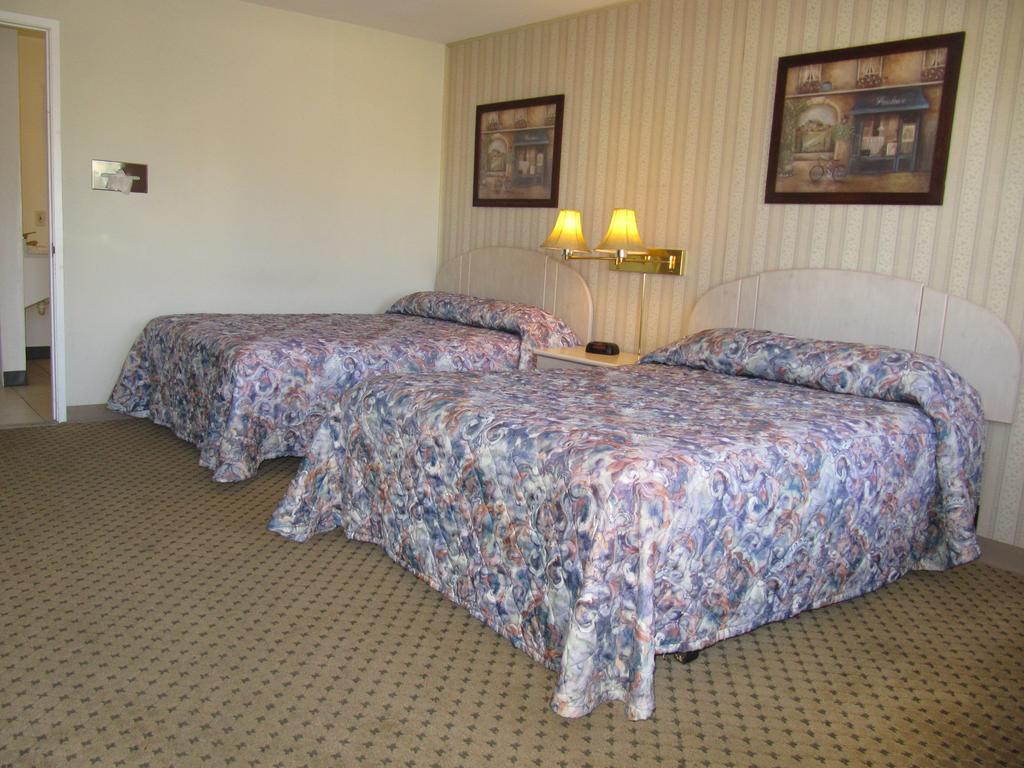 Redwood Inn Santa Rosa Oda fotoğraf
